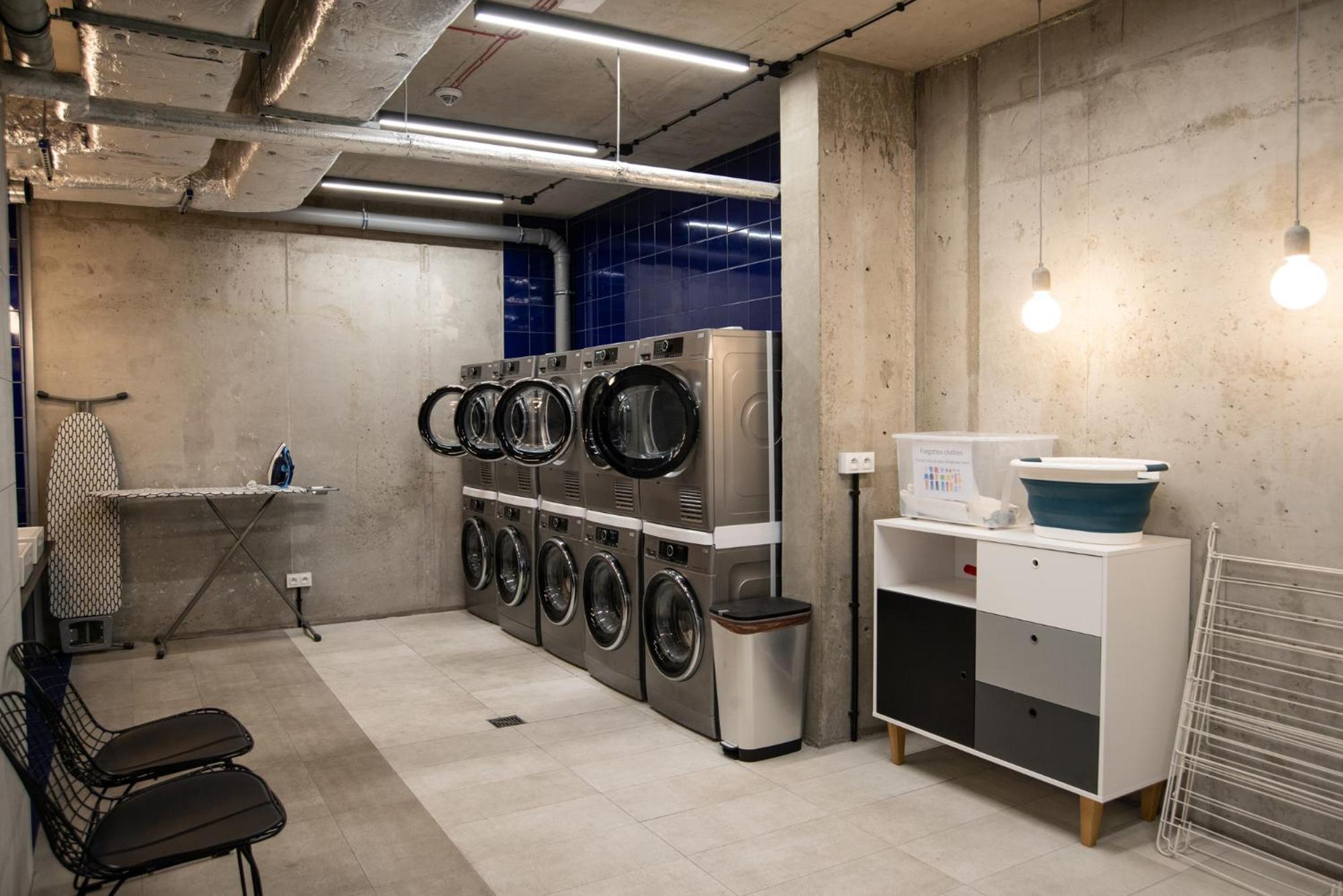 Апартаменти Ht Nest Coliving Варшава Екстер'єр фото